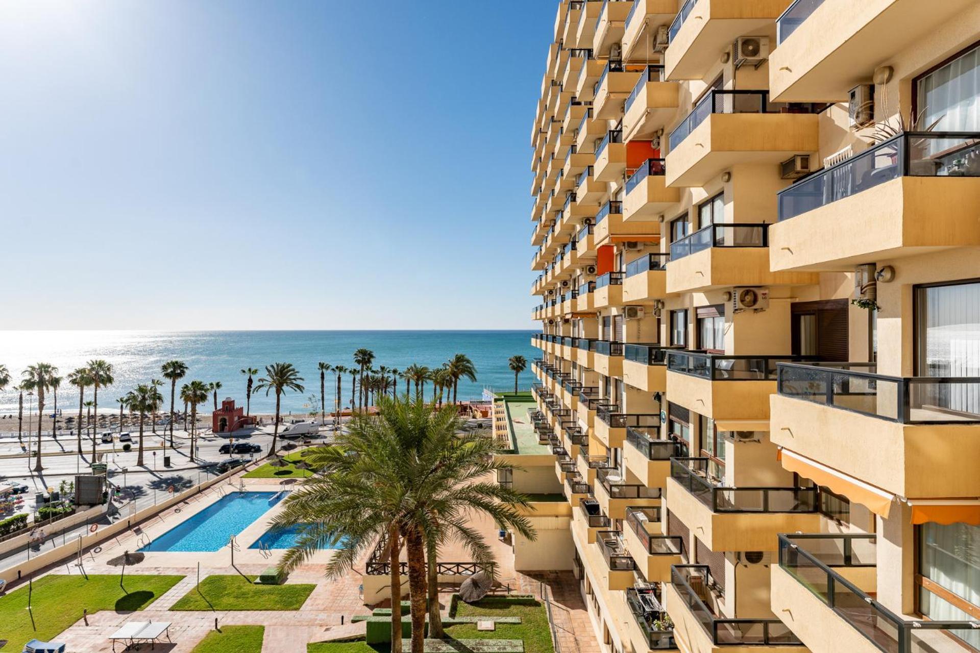 Malagasuite New Aloha Playa ベナルマデナ エクステリア 写真