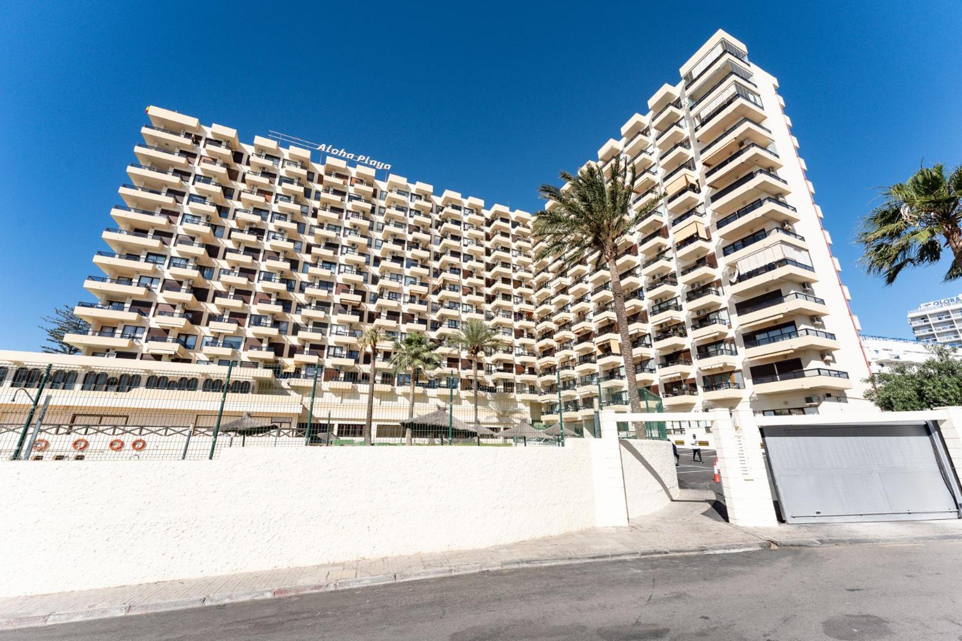 Malagasuite New Aloha Playa ベナルマデナ エクステリア 写真